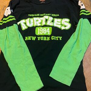 Nickelodeon Black and Green Shirt